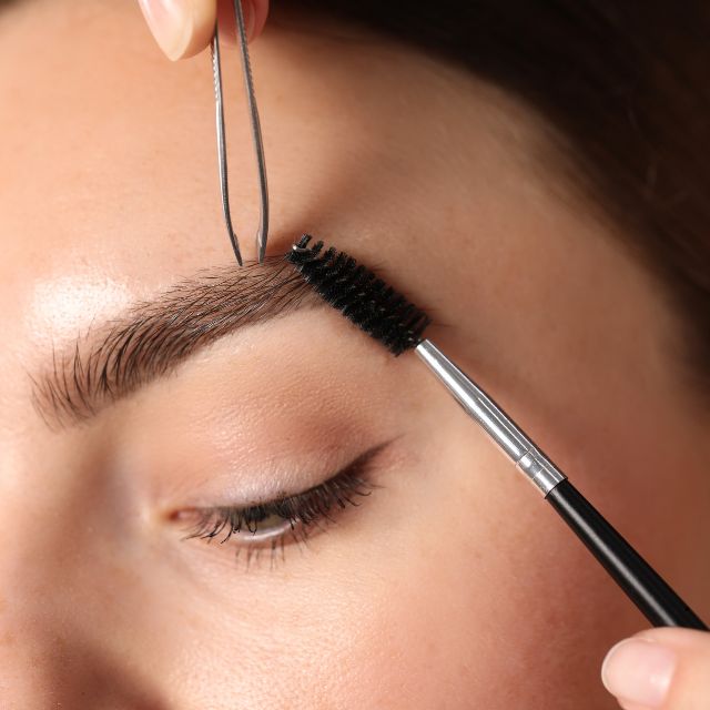 girlfriends brow bar brow shaping